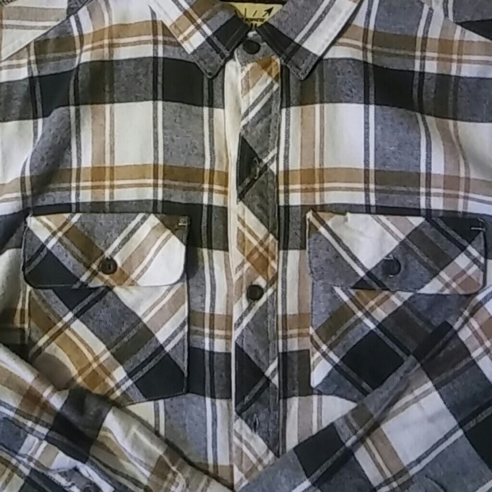 Shirt - Picture 2 of 3